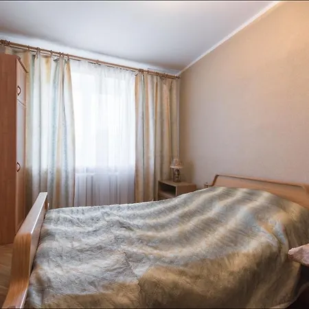 Apartment On Pobediteley *